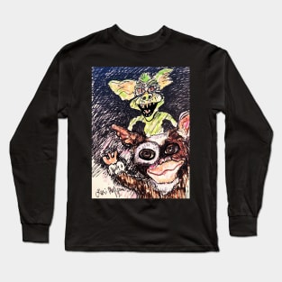 A Gremlin Attacking Gizmo mogwai Long Sleeve T-Shirt